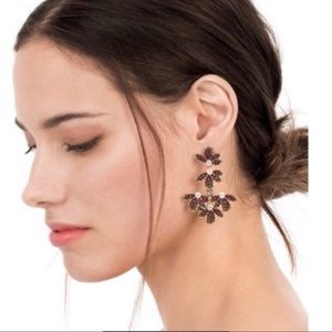 Stella and Dot Lindley Earrings in Box